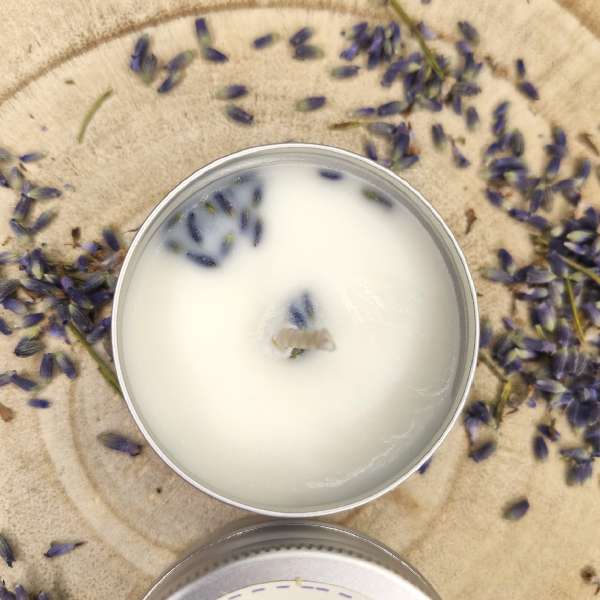 candela artigianale alla lavanda